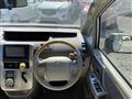 2009 Toyota Noah