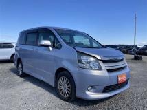 2009 Toyota Noah