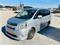 2009 Toyota Noah