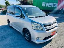 2009 Toyota Noah