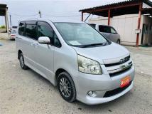 2009 Toyota Noah