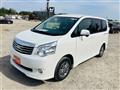 2013 Toyota Noah