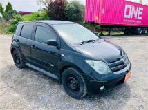 2003 Toyota IST