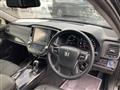 2016 Toyota Crown
