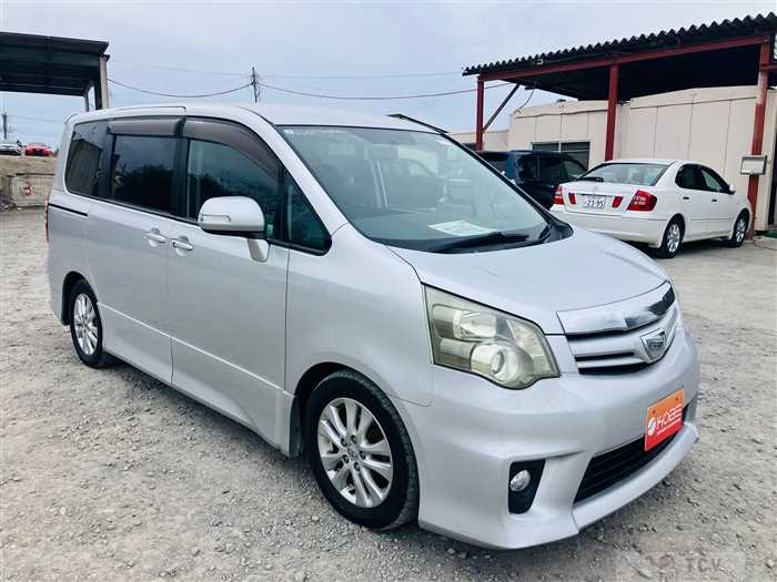 2010 Toyota Noah