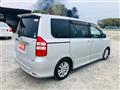 2010 Toyota Noah