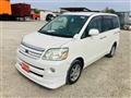 2006 Toyota Noah