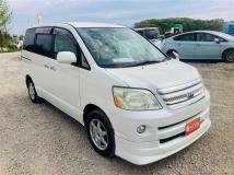 2006 Toyota Noah