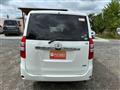 2013 Toyota Noah