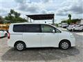 2013 Toyota Noah