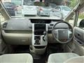2013 Toyota Noah