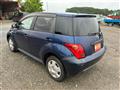 2004 Toyota IST