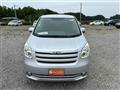2007 Toyota Noah
