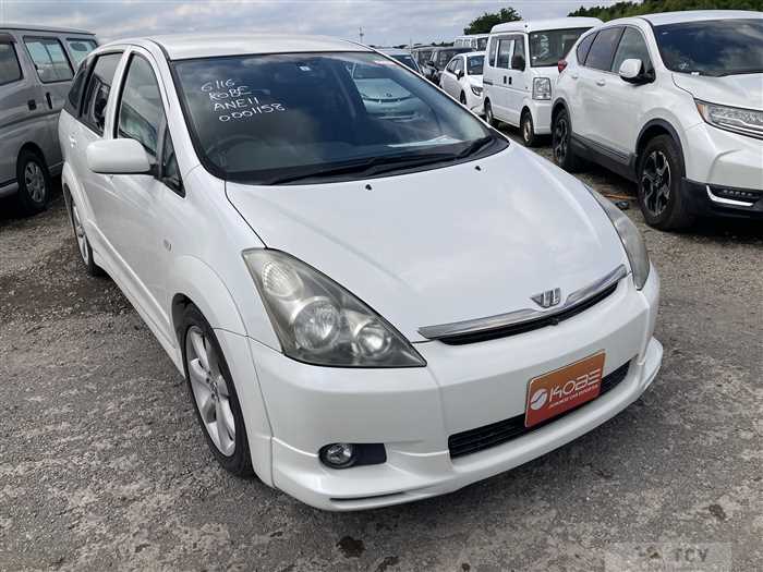 2003 Toyota Wish