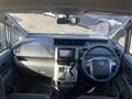 2008 Toyota Noah