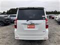 2011 Toyota Noah