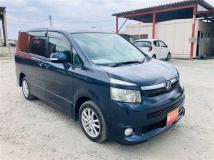 2008 Toyota Voxy