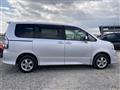 2009 Toyota Voxy