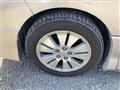 2005 Toyota Alphard