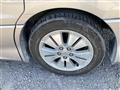 2005 Toyota Alphard