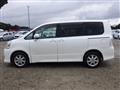 2009 Toyota Noah