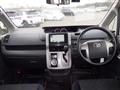 2009 Toyota Noah