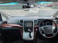 2011 Toyota Vellfire