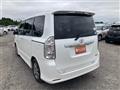 2009 Toyota Voxy
