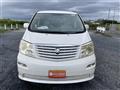 2004 Toyota Alphard