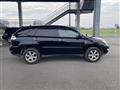 2004 Toyota Harrier