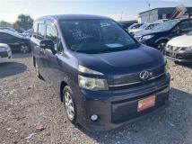 2011 Toyota Voxy