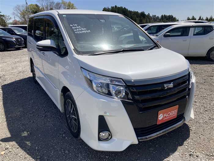 2017 Toyota Noah