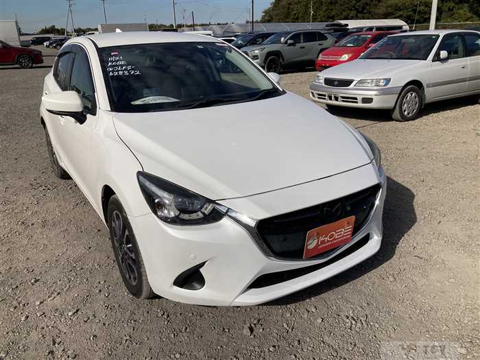 2019 Mazda Demio