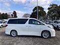 2011 Toyota Alphard