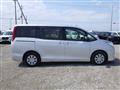 2017 Toyota Noah