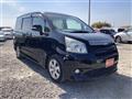 2009 Toyota Noah