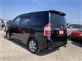 2009 Toyota Noah