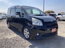 2009 Toyota Noah