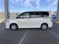 2009 Toyota Voxy