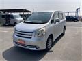 2008 Toyota Noah
