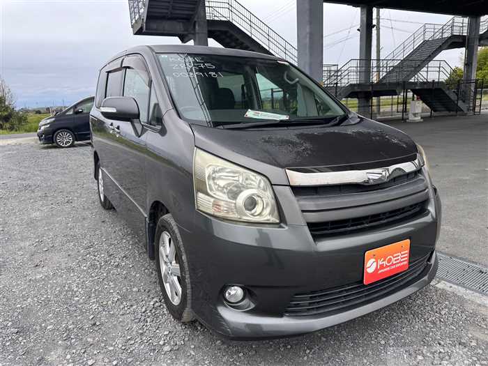2009 Toyota Noah