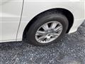 2004 Toyota Alphard