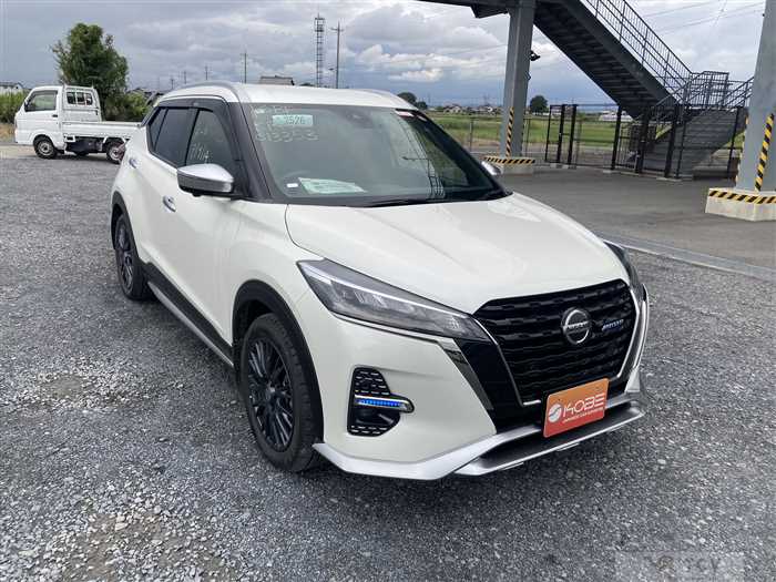 2024 Nissan KIX