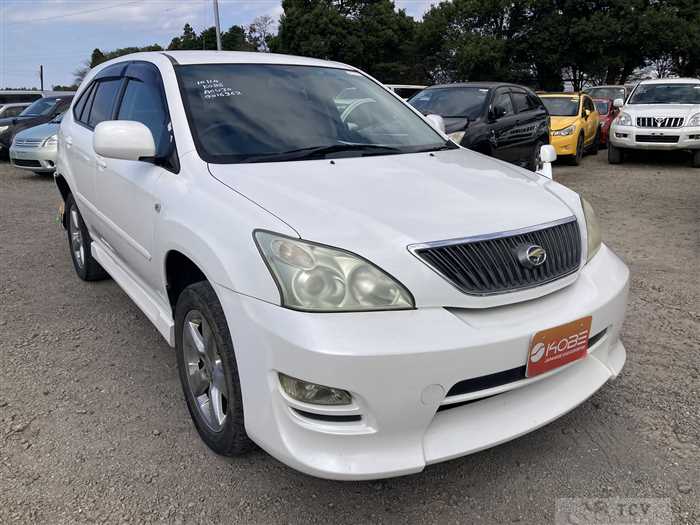 2004 Toyota Harrier