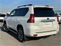2022 Toyota Land Cruiser Prado