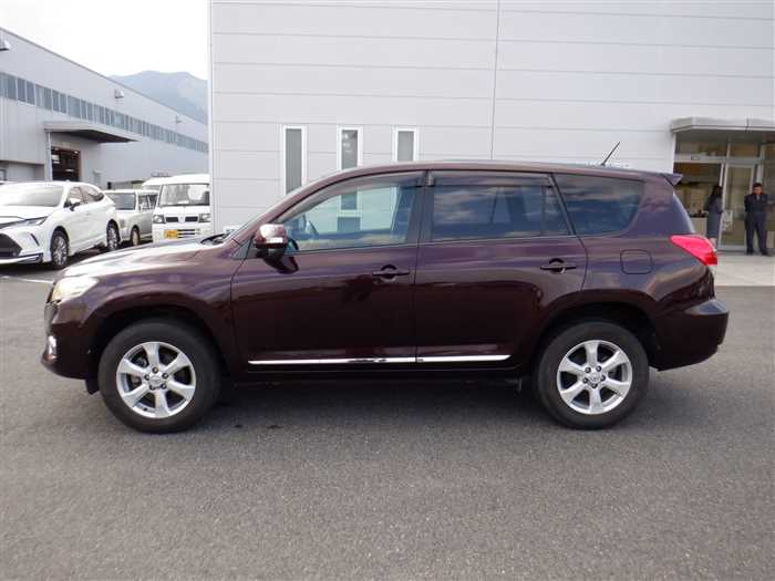Toyota Vanguard 2010 photo 3