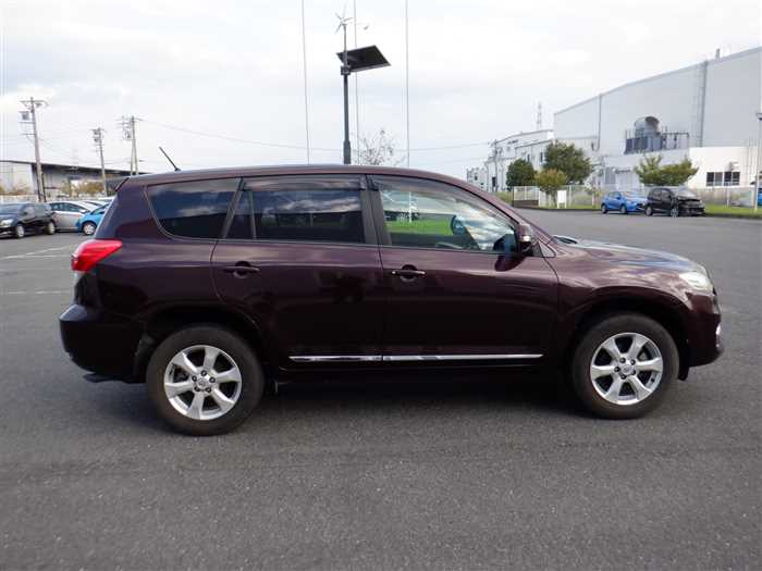 Toyota Vanguard 2010 photo 4