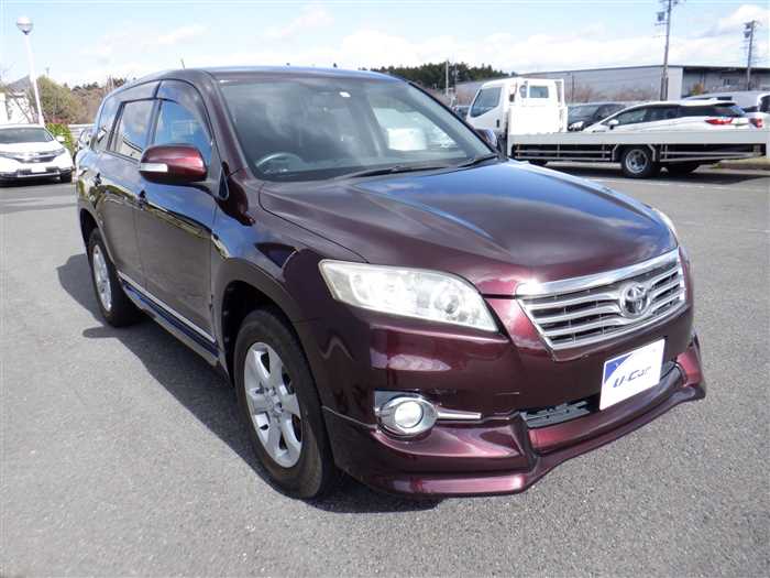 Toyota Vanguard 2011 photo 2