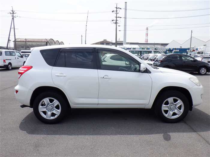 Toyota Rav4 2015 photo 4