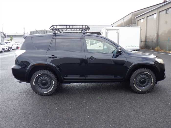 Toyota Vanguard 2012 photo 4